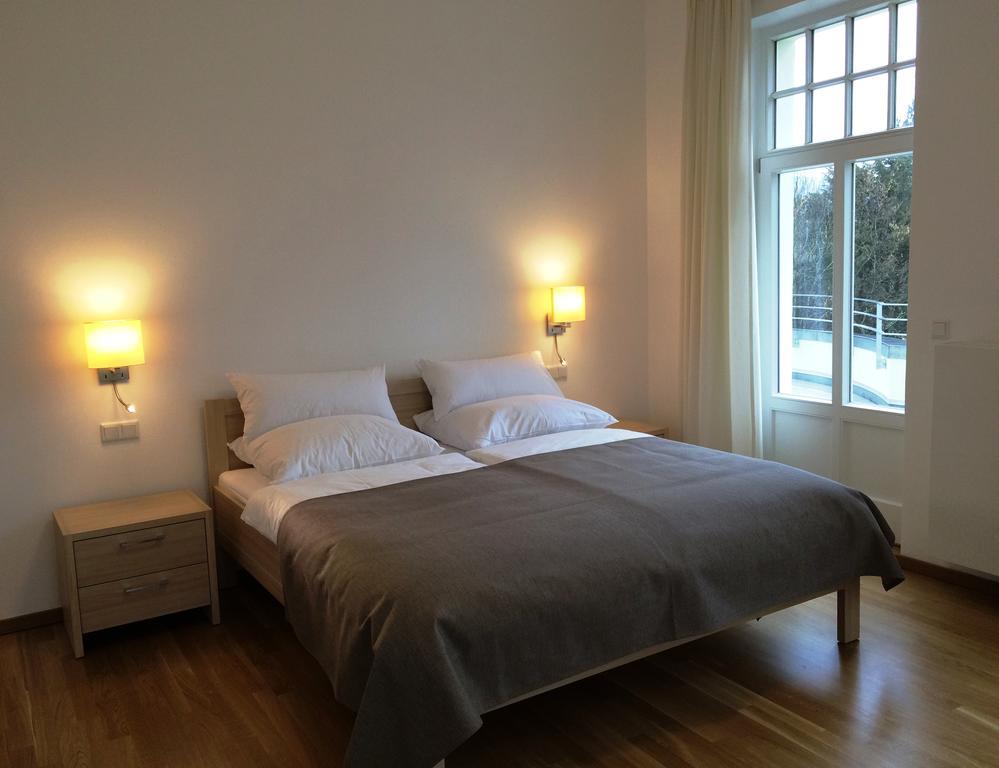 Appartements Am Kurpark バート・ピルモント エクステリア 写真