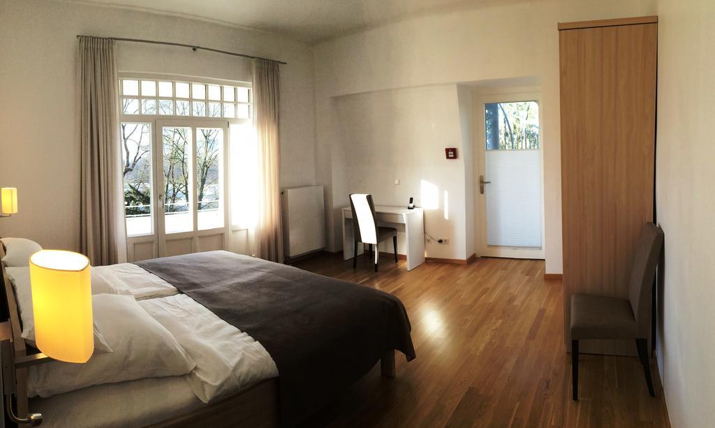 Appartements Am Kurpark バート・ピルモント エクステリア 写真