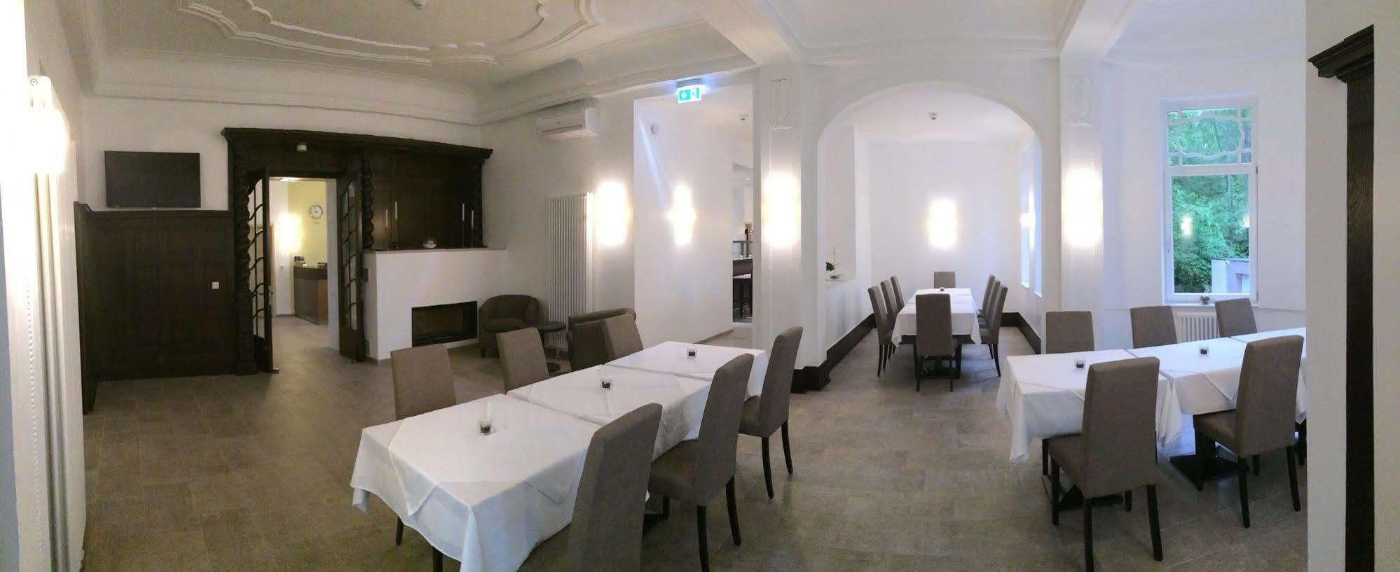 Appartements Am Kurpark バート・ピルモント エクステリア 写真