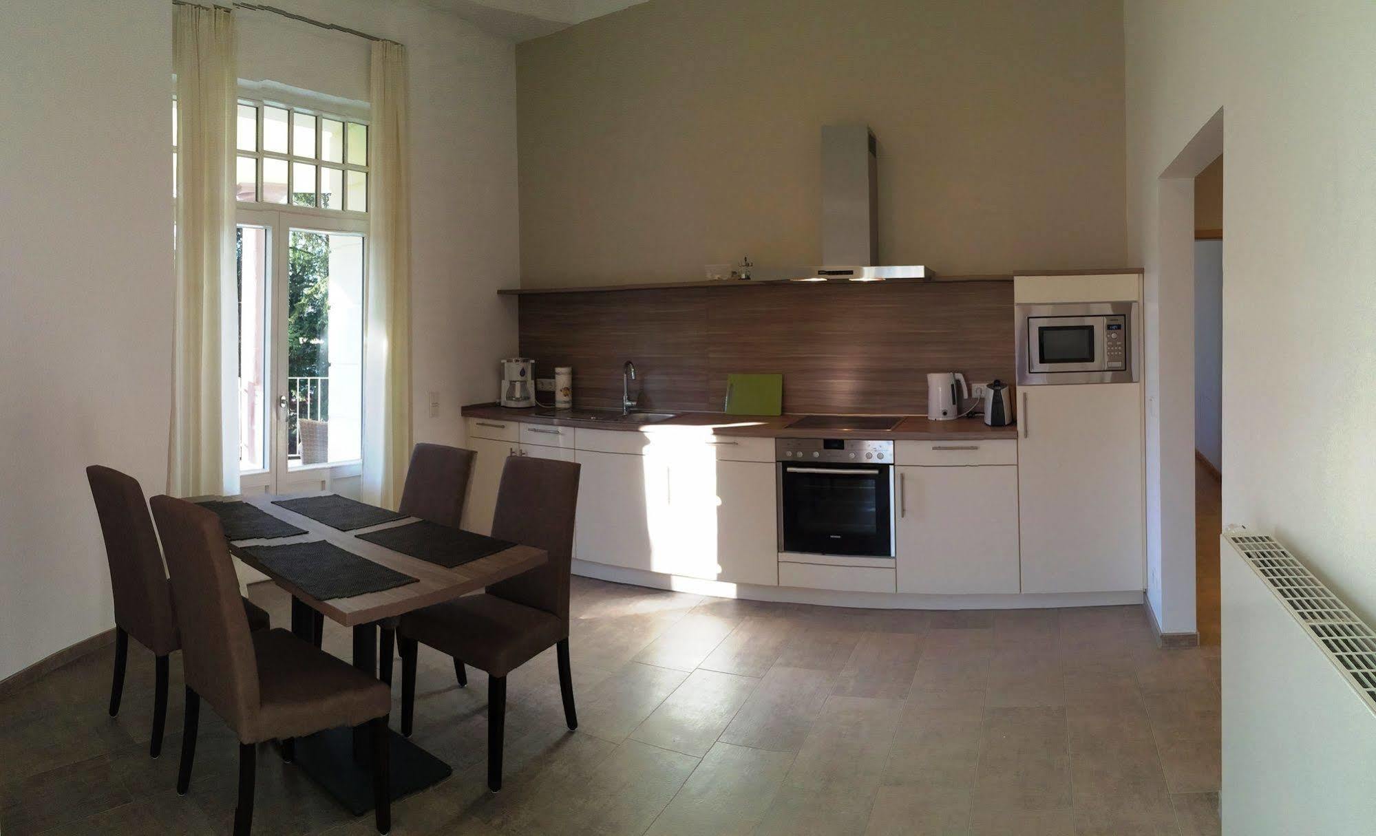 Appartements Am Kurpark バート・ピルモント エクステリア 写真