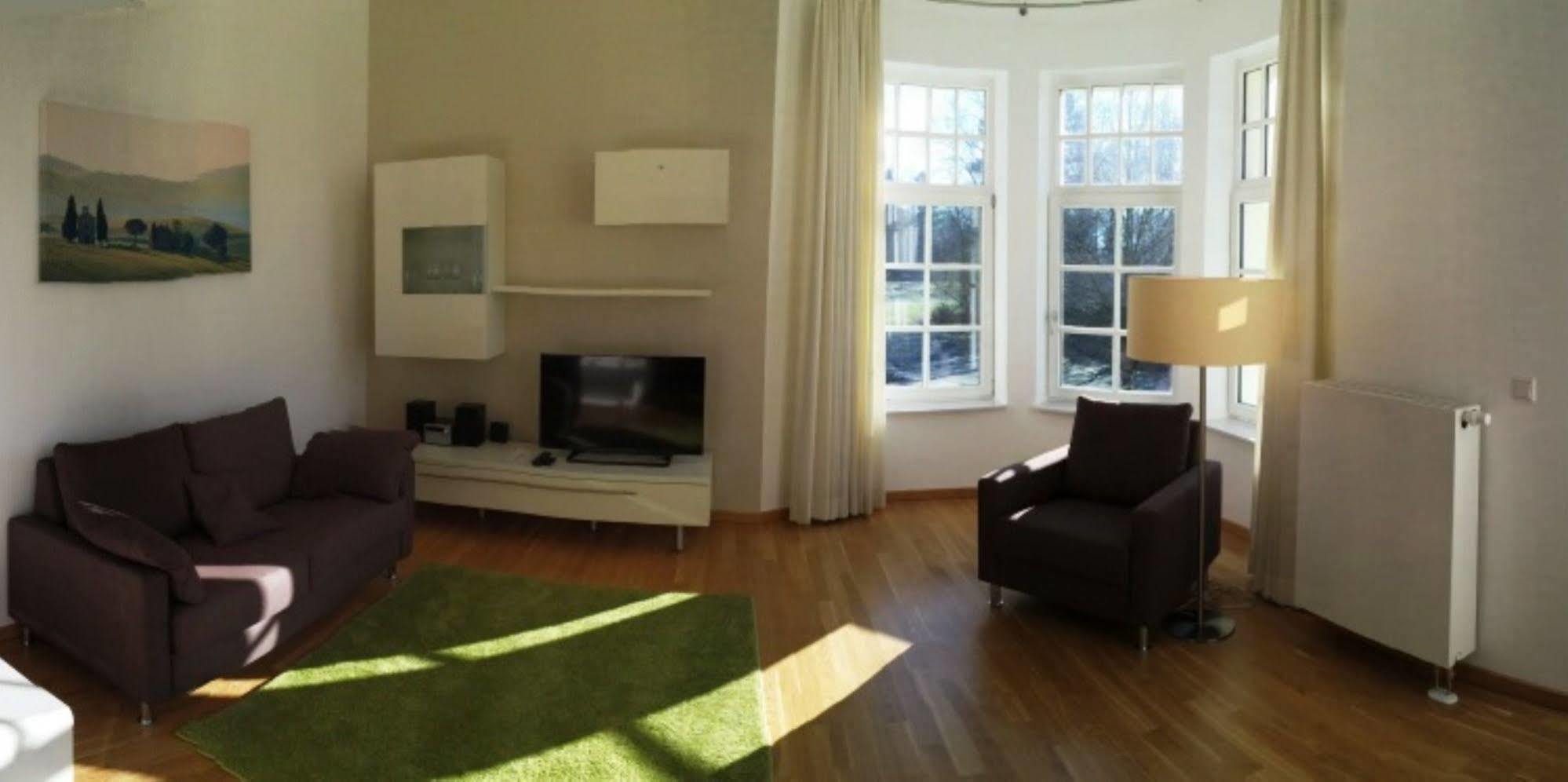 Appartements Am Kurpark バート・ピルモント エクステリア 写真