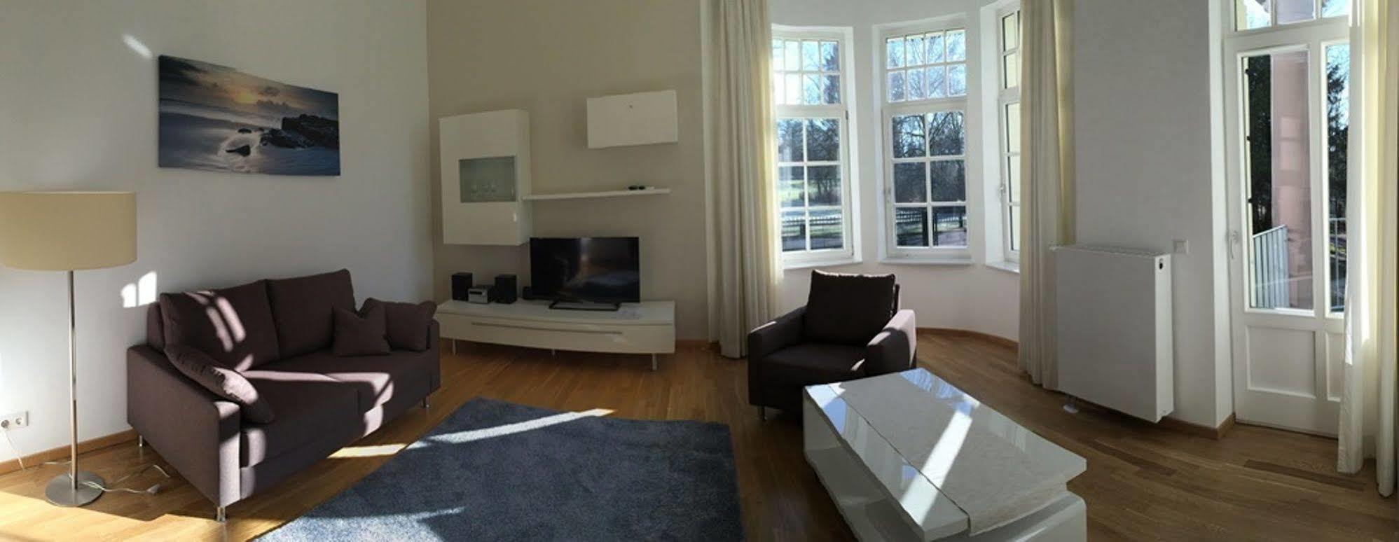 Appartements Am Kurpark バート・ピルモント エクステリア 写真